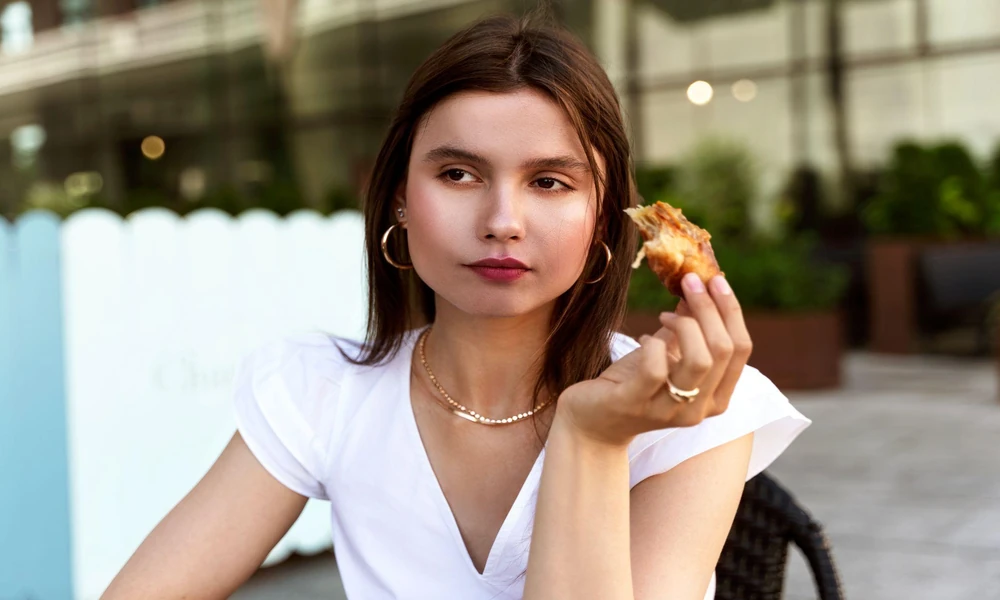 Effortless Luxury: How to Layer and Style 14k gold jewellery for Any Occasion